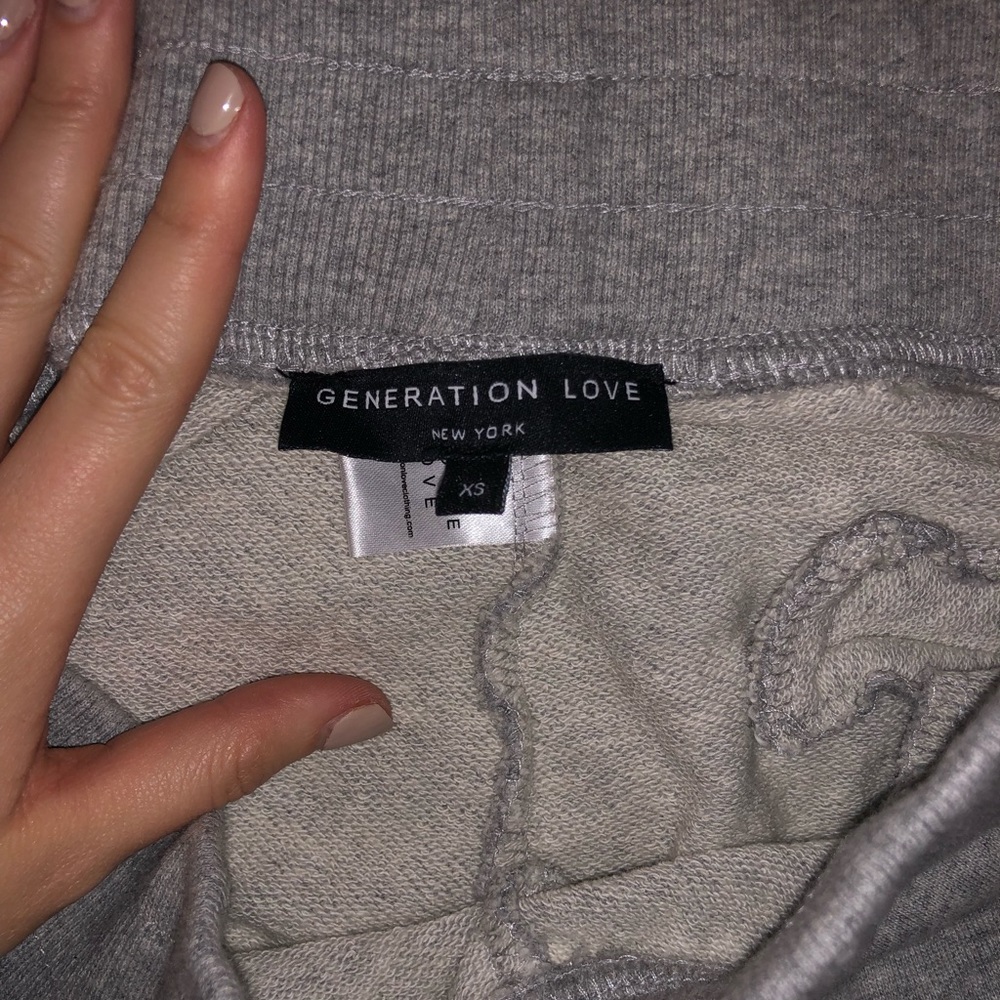 Revolve sweatpants - Picture 5 of 5
